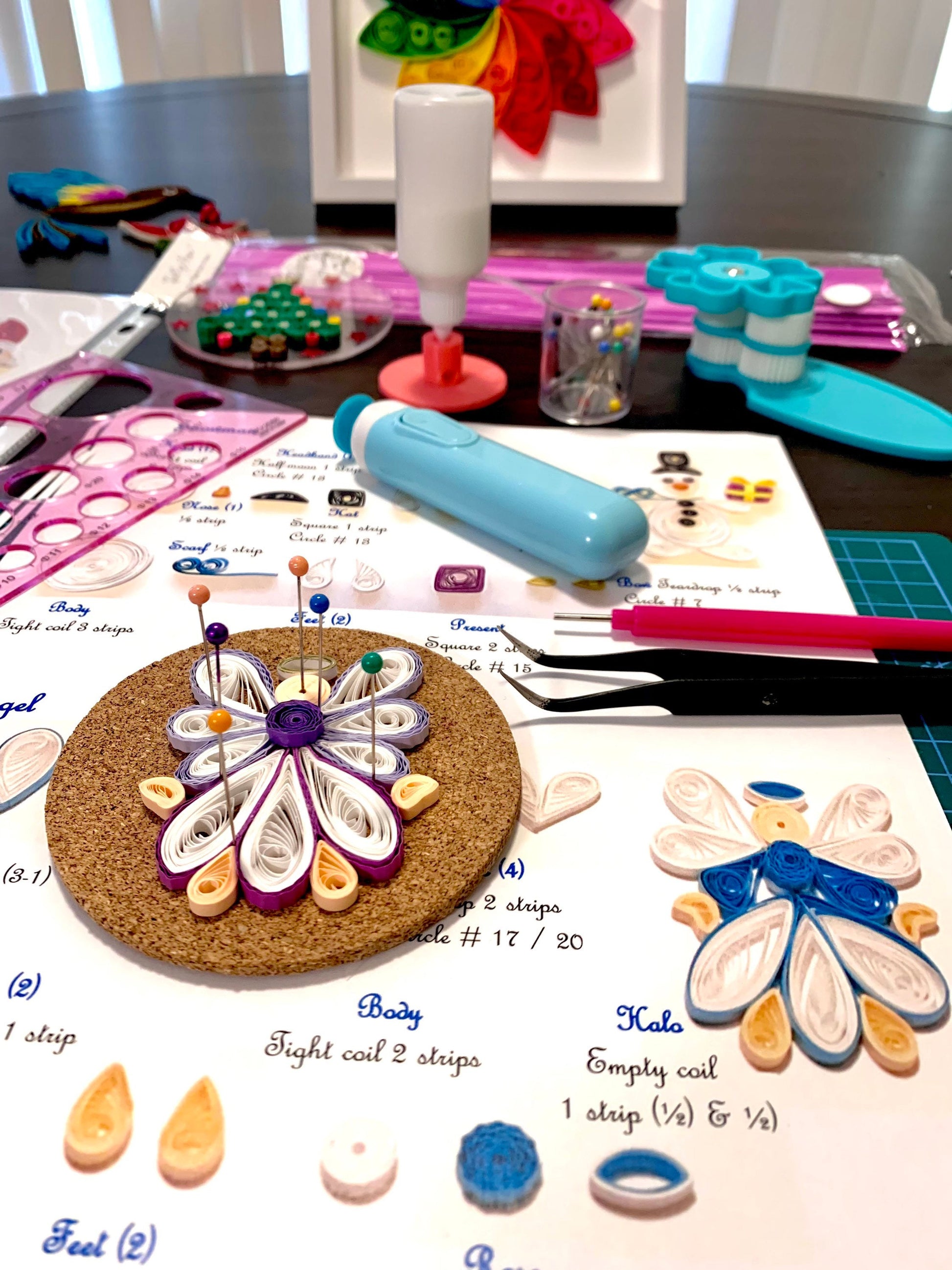 easy beginner quilling template quilled Christmas card